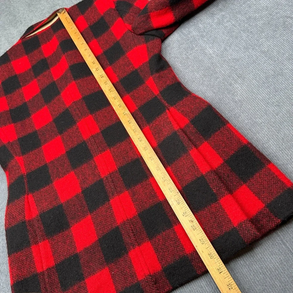 Vintage‎ Red Black Buffalo Plaid Wool Blazer Jacket Gold Crest Buttons Mens M